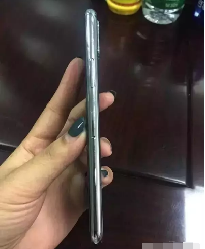 “iPhone 8 (case , cover )”爆款卖家排行榜早已产生！