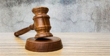 符合标准，才能保留年终购物季玩具销售权限。