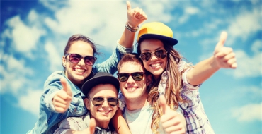 亚马逊主导美国青少年网购习惯